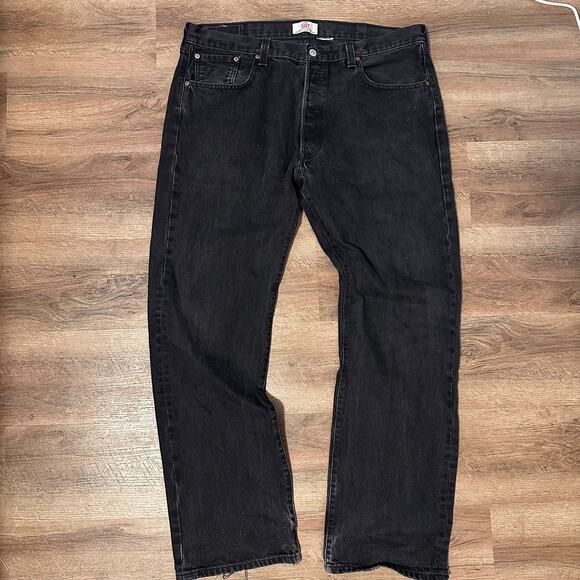 Levi 501 Jeans Mens 38x32 Black Distressed Cotton Denim Pants - Picture 1 of 10